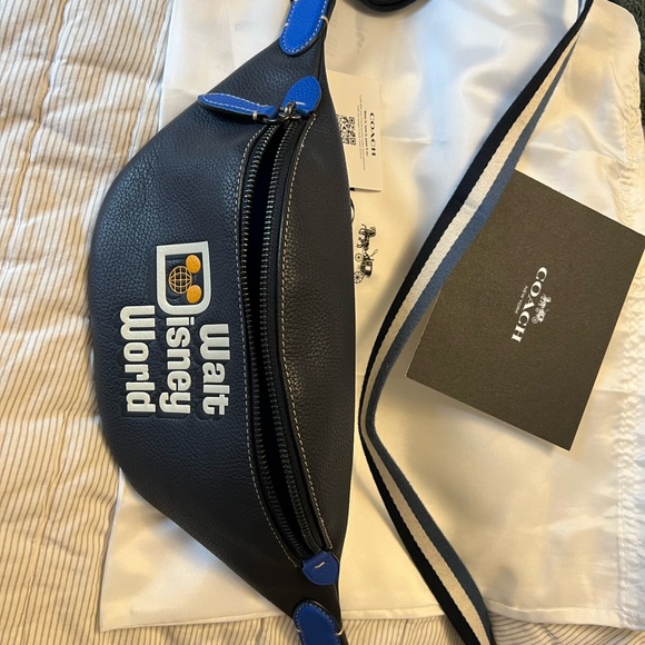 Disney Coach New without tags navy blue belt bag with a dust bag - Picture 5 of 5